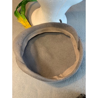 Ladies Gray Hat with Long Feather Accent Vintage Sz 22 | eBay display picture 1
