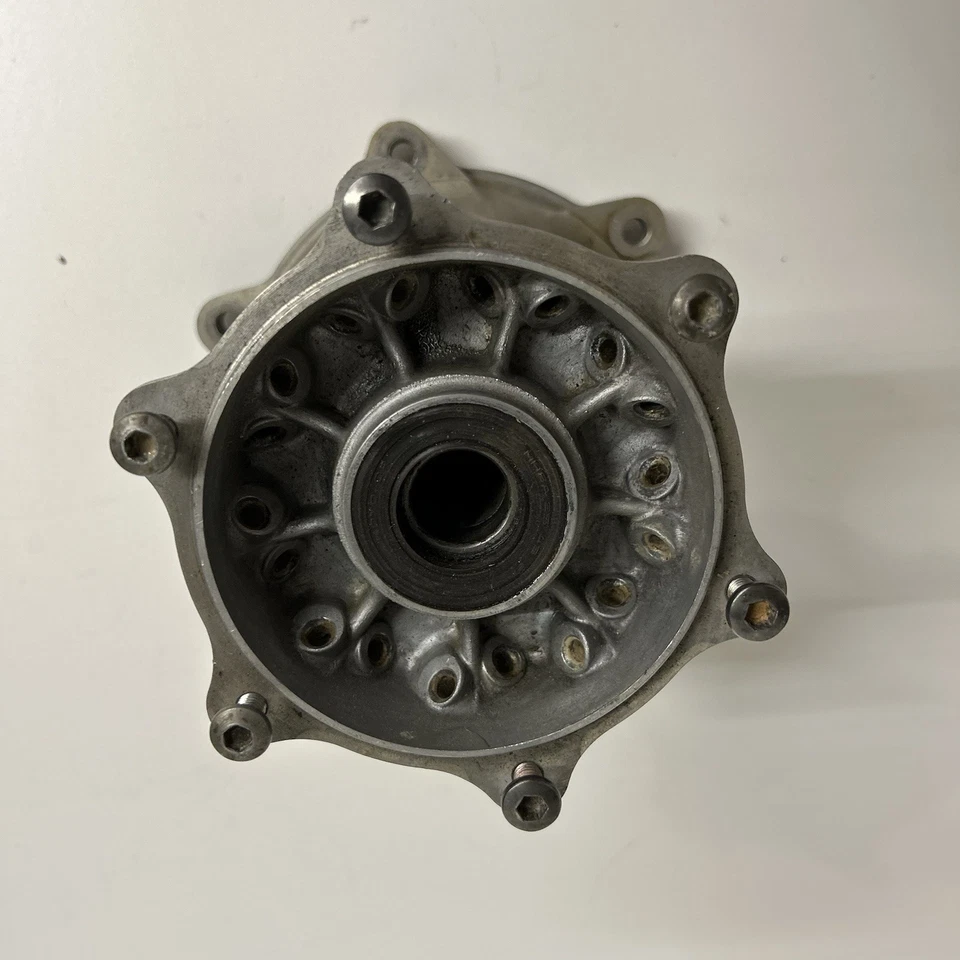 Cubo de roda traseira 1992 KAWASAKI KX125 KX 125 FABRICANTE DE EQUIPAMENTO ORIGINAL  - Imagem 3 de 4