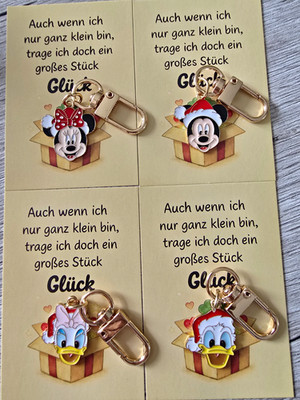 Disney Schlüsselanhänger Set Mickey Mouse, Minnie, Daisy Duck & Donald Duck