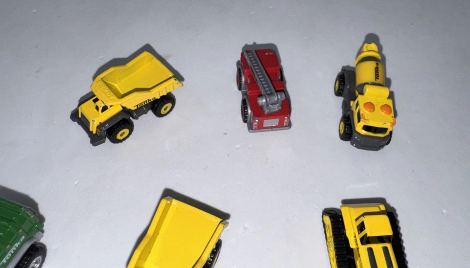 Tonka Mini Vehículos Lote de 5 Camiones Construcción Diecast y Plástico Mixto Foto 3 de 3