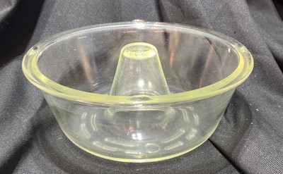 VINTAGE GLASSBAKE 352 CLEAR GLASS BUNT CAKE BAKING DISH/JELLO MOLD/ANGEL FOOD