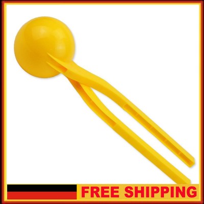 Small Round Snowball Maker Clip Kids Winter Outdoor Snowball Fight Play Toy