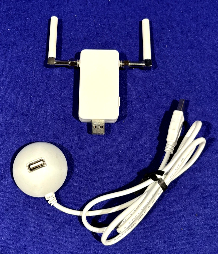 Zoom Cell LTE M2M modem Model 4630 - Image 3 of 4