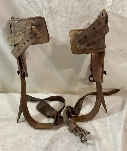 PAIR OF VINTAGE TREE/POLE CLIMBING SPIKES - AS IS FOR RESTORE - DECOR