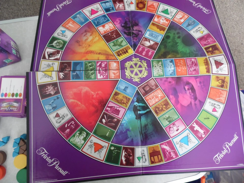 Hasbro/Parker Trivial Pursuit Genius Edition 2 to 36 players age 15 to adult vgc - Image 4 of 4