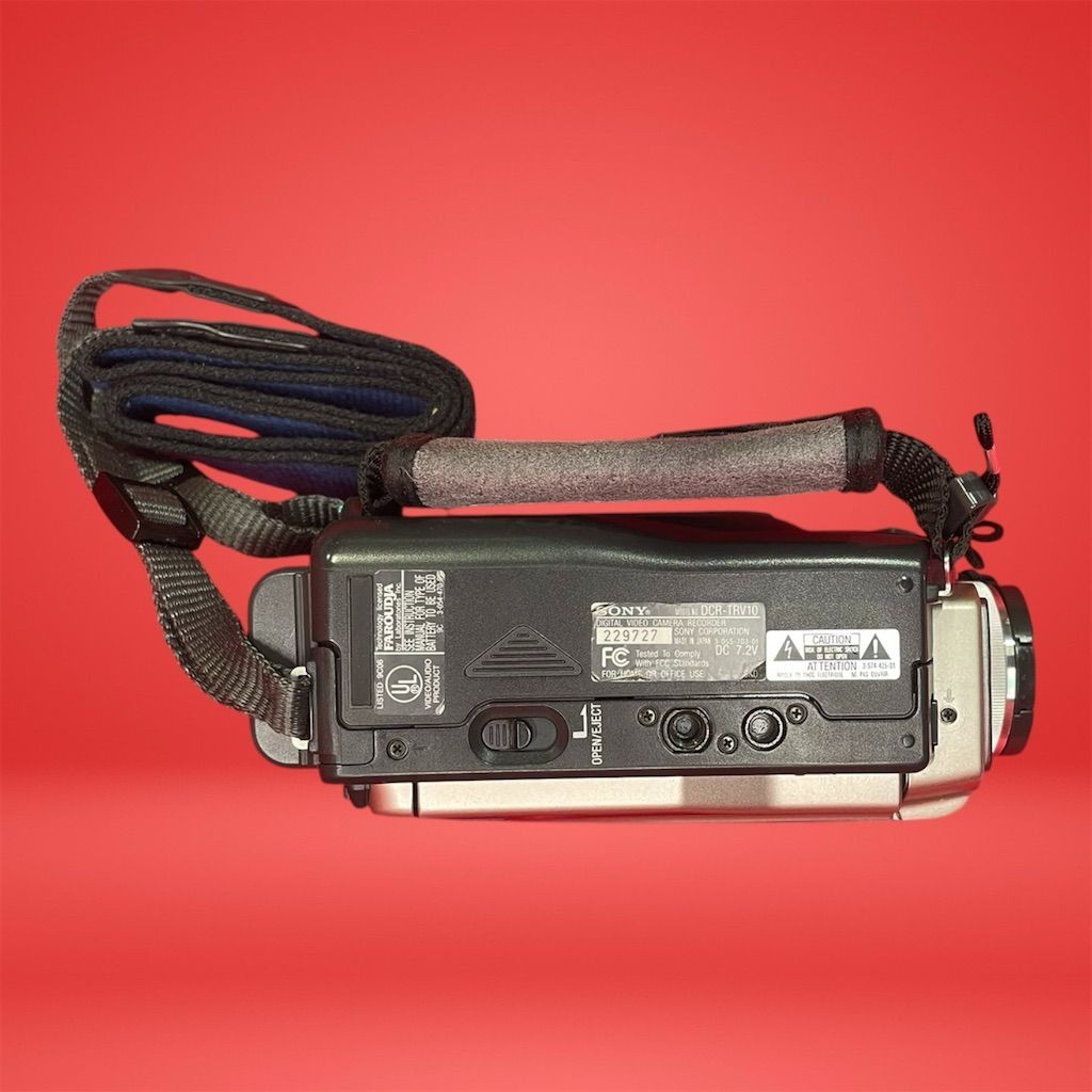 SONY　DCR-TRV10　MiniDV対応 Sony Handycam DCR-TRV10 MiniDV Camcorder 120x Zoom 2.5