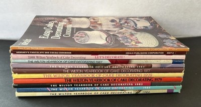 Wilton Yearbook of Cake Decorating Lot of 9 + 2 Ideals Cake & Hershey's Cocoa