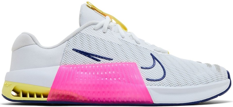 Nike Metcon 9 White Fierce Pink for Sale | Authenticity Guaranteed