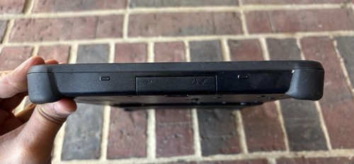 Tablet resistente táctil Getac F110 i5-7200U @2,50 GHz 8 GB 256 GB SSD Win 11 Pro - Imagen 5 de 7