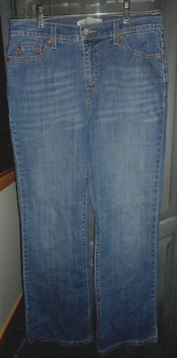 Levi's Size 10S Perfectly Slimming,Stretchy, Bootcut Med Wash Blue Jeans GUC!
