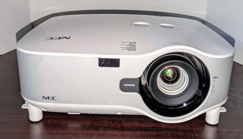 NEC NP2000 4000Lumens XGA Large Venue Projector Lamp + Power Cord - No remote