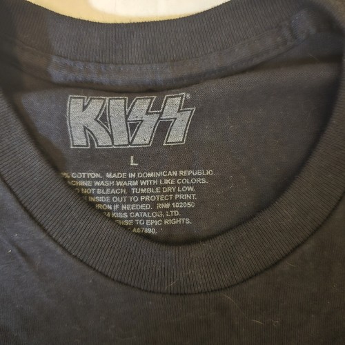 Men's Hot Topic Large Kiss Shirt, New - Picture 2 of 5