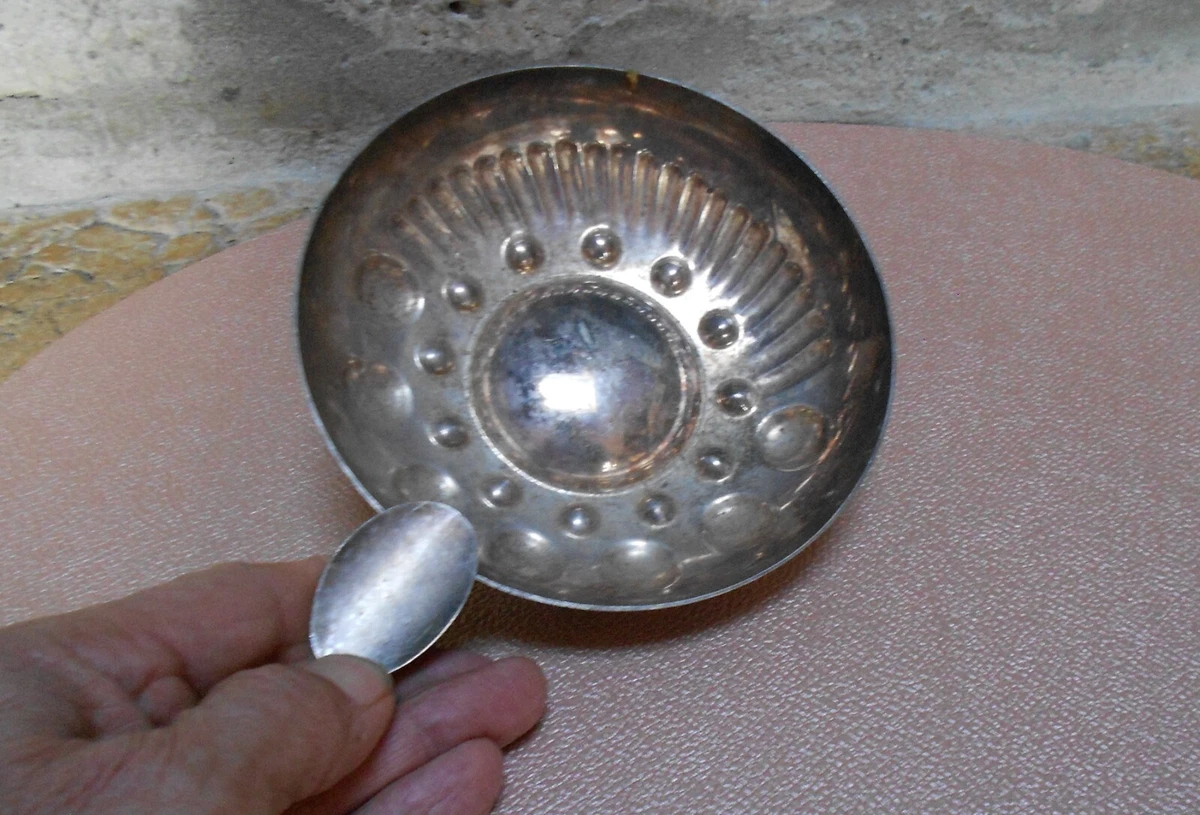 ANCIEN TASTEVIN EN METAL ARGENTE BOURGOGNE BEAUNE