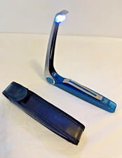 Sharper Image Booklight SI289 Clip On Battery Powered Blue and Silver With Case