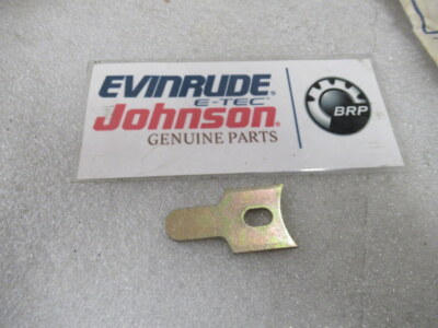 C23 Johnson Evinrude OMC 122454 Drive Unit Retainer OEM New Factory Boat Parts