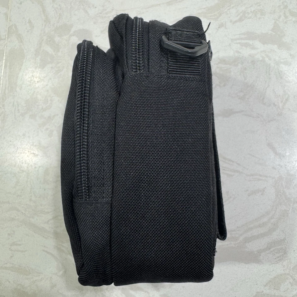 Case Logic Camera Travel Bag Case Black Nyon Belt Loop, 4 Compartments, NO STRAP - Image 3 of 4