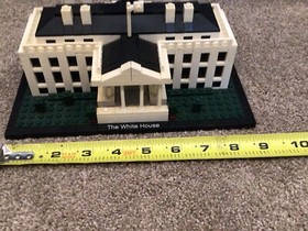 LEGO LEGO ARCHITECTURE: The White House (21006) - Incomplete