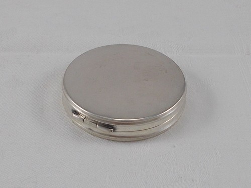 *RARE* Élégante boîte ronde en édulcorant/pilule en argent 835 de Lutz & Weiss #2 - Photo 2 sur 13