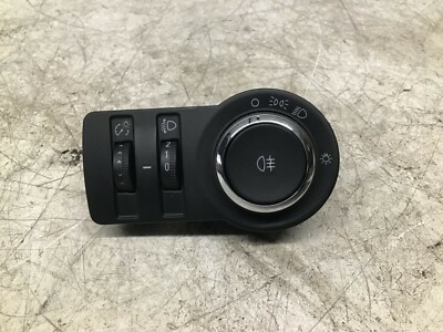 2012 VAUXHALL ASTRA J GTC - HEADLIGHT CONTROL SWITCH  13385633 - EKC V