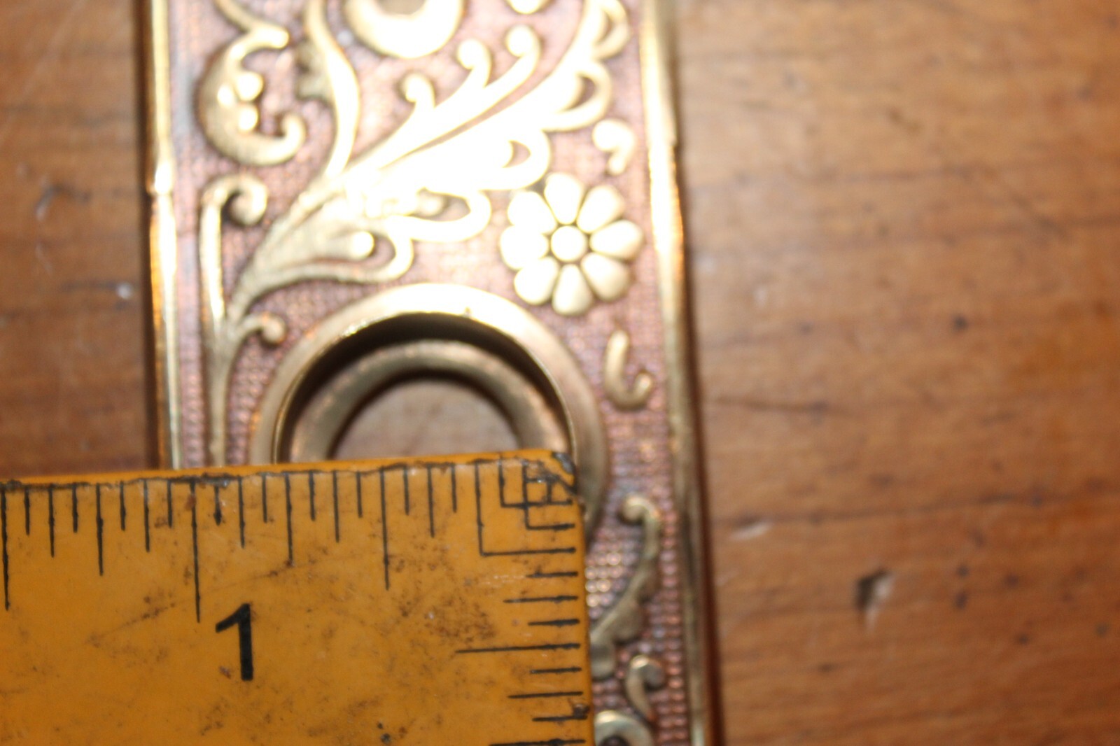 Cairo Bronze Knob & Escutcheon by Corbin J22100 Antique Victorian C