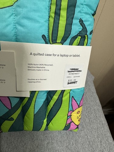 BAGGU Zucchini + Sun Ripstop Nylon Puffy Laptop Sleeve Retired NWT - Picture 7 of 7