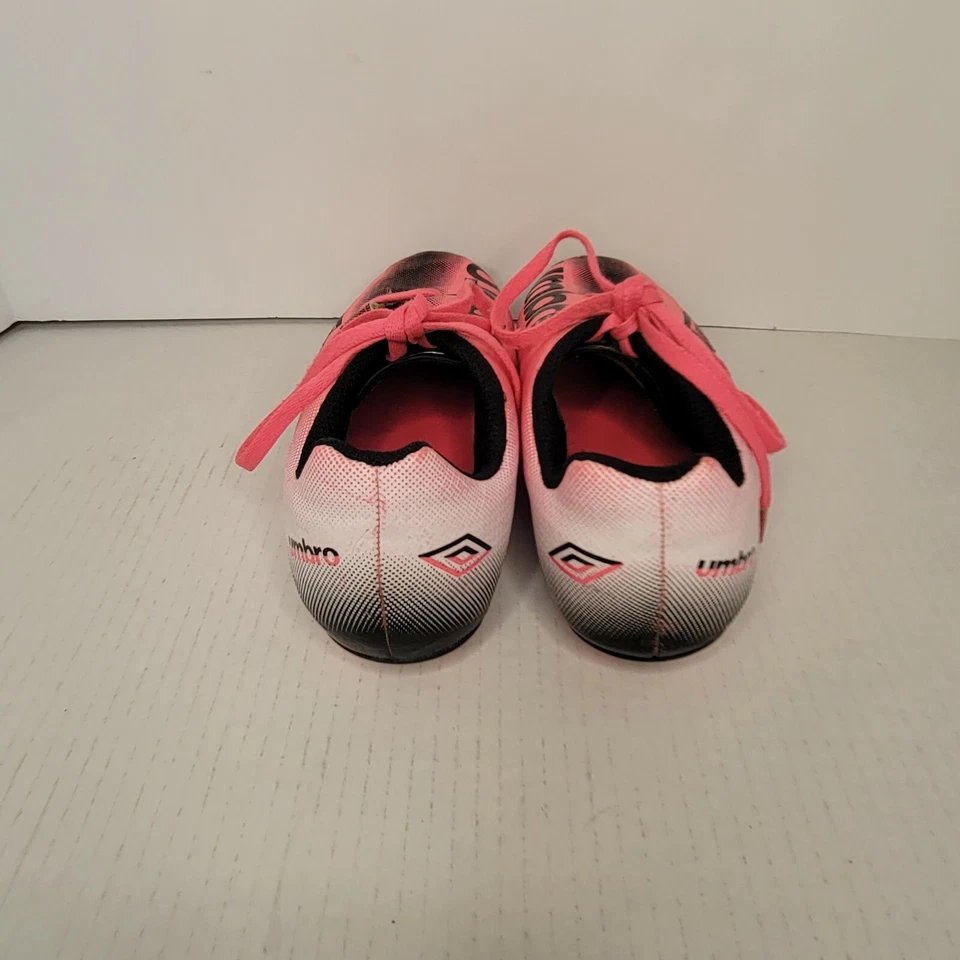 Umbro Arturo Youth Girls Soccer Cleats Size 3.5 Pink and Black - Image 4 of 4