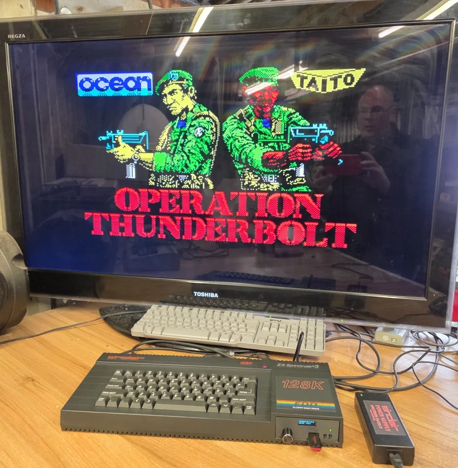 Sinclair 128K ZX Spectrum +3 con Gotek instalado y fuente de alimentación moderna probada - Imagen 4 de 4