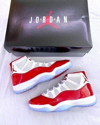 Nike Air Jordan 11 Retro Sneakers Mens Cherry Mid Top Comfort New Authentic