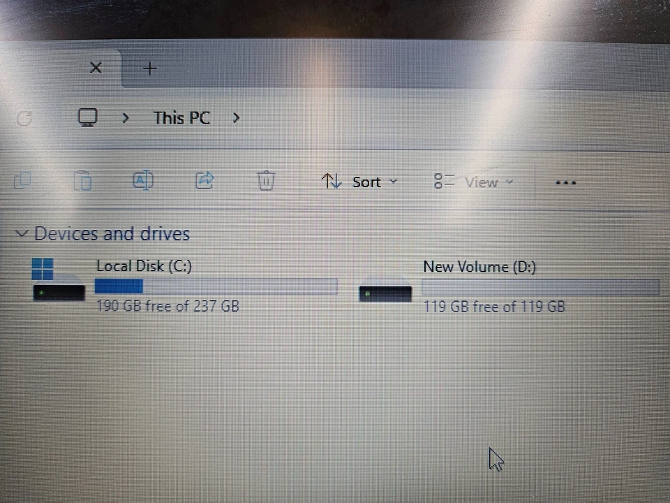 Dell Latitude 3590 · i5-7200U · 8GB · 384GB, photo 4 of 5