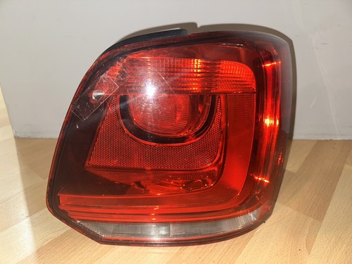 Original VW Polo 6R Rückleuchte Hinten Links 6R0945257A Gebraucht beschädigt