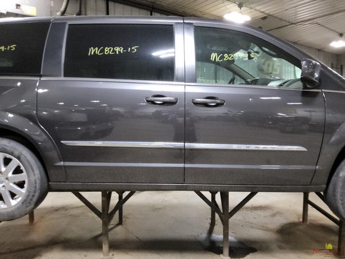 Chrysler Town & Country 2016 condensador de aire acondicionado - Imagen 6 de 11