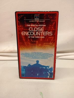 Close Encounters of the Third Kind VHS 1985 RCA Side Loading Sleeve