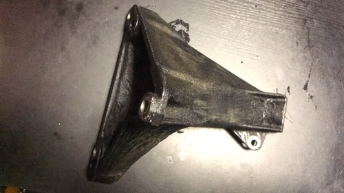 8D0199308L Motorlager und Getriebehalter Audi A4