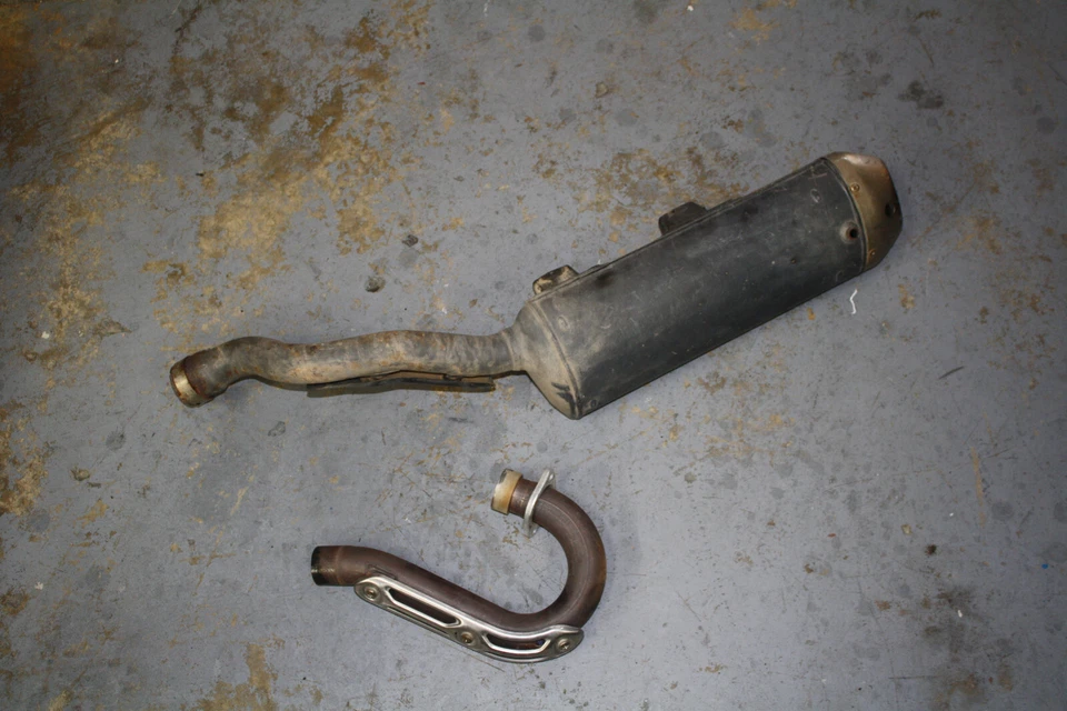 TUBO DE ESCAPE YAMAHA YFZ450R YFZ450 YAMAHA OEM STOCK TUBO DE ESCAPE YAMAHA 450R 09-24 Foto 2 de 2