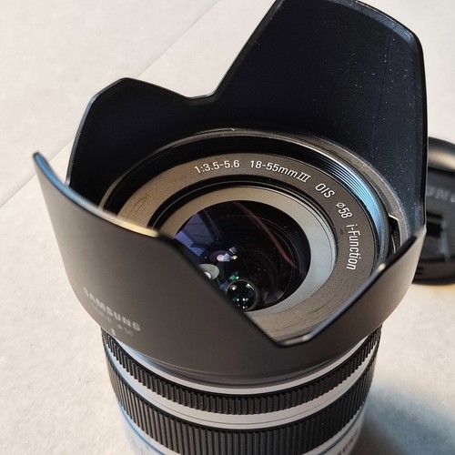 Obiettivo Zoom Samsung NX 18-55 mm F3.5-5.6 OIS III - per fotocamere sistema NX - Picture 2 of 4