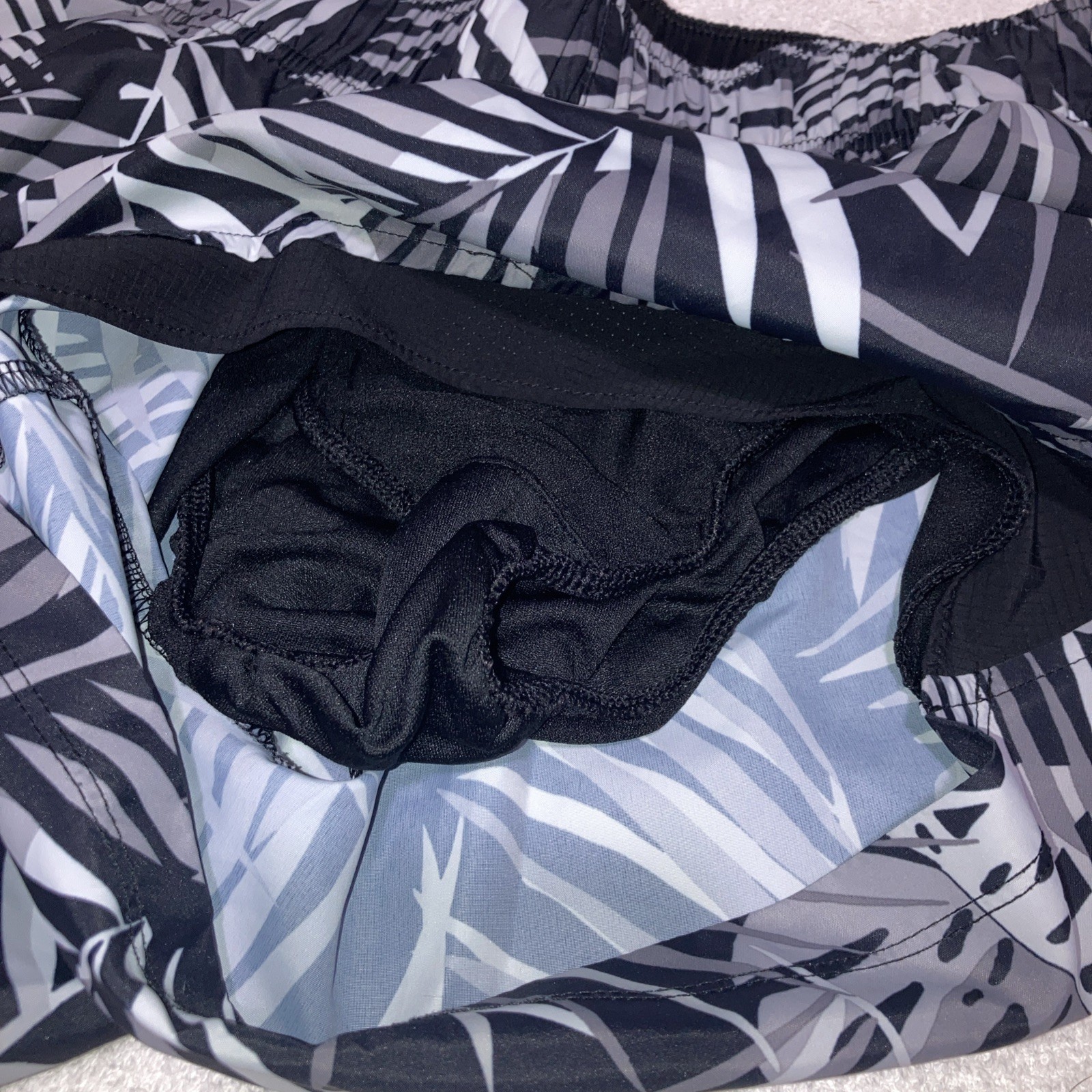 Athletic Works 2 Pair Patterned Running Shorts Li… - image 9