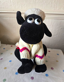 Born to Play Vintage 1989 Shaun the Sheep Aardman Plush Soft Toy