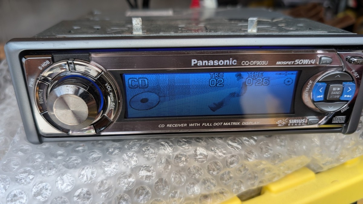 panasonic CQ-DF903U car radio with Bluetooth Adapter Aux