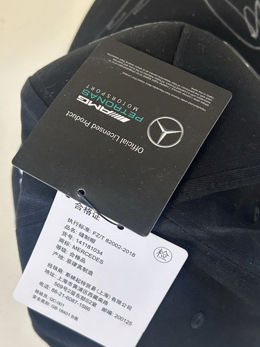 Lewis Hamilton Signed Mercedes F1 Cap Unused With Tags Patronas Motorsport - Picture 8 of 9