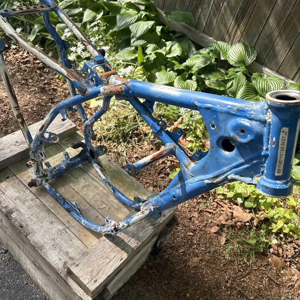 Cuadro principal Yamaha 1987 YZ80 carrocería chasis YZ 80 #2HF-21110-00-UJ Foto 4 de 4