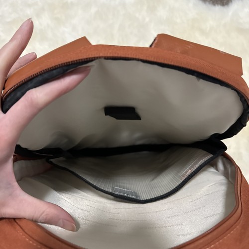 Auténtico Raro DC Shoe Co EE. UU. Y2K Cuero Patín Ropa de Calle Hombres Mochila - Imagen 18 de 23