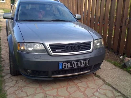 Alerón divisor de labios para barbilla flexible Euro RhinoLip para Audi RS A4 S4 B7 TTS TT Foto 4 de 4