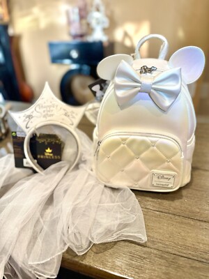 Loungefly Wedding Iridescent Mini Bagpack Cinderella Headband W/ Cape 