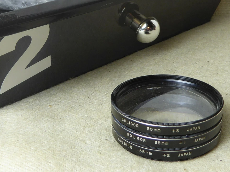 quality Japan made  Set of 3 55mm Close up Filters - Close-up  +2 +3 & +1 - Image 2 of 2