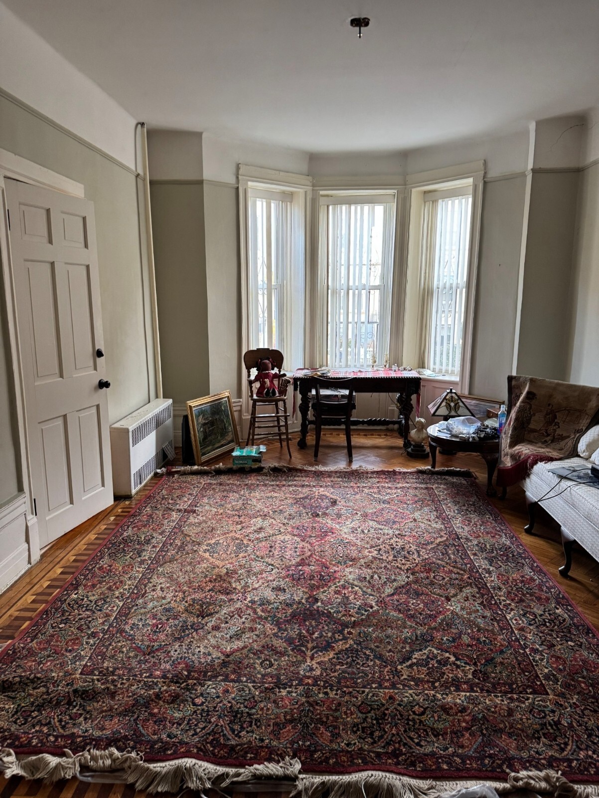 Karastan Wool Rug 8.8'x10.7' Superb Condition and Excellent Quality