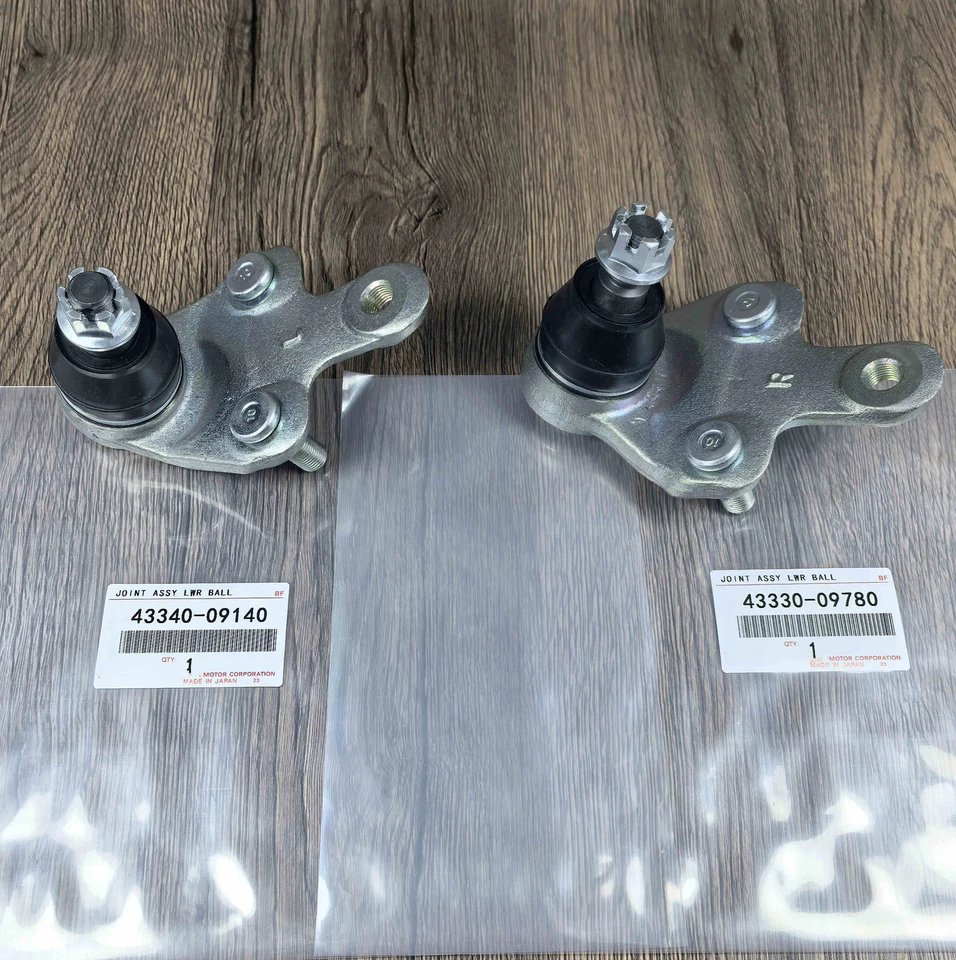 OEM FRONT LOWER BALL JOINT SET FOR TOYOTA HIGHLANDER SIENNA VENZA RX350/450h - Image 2 of 3