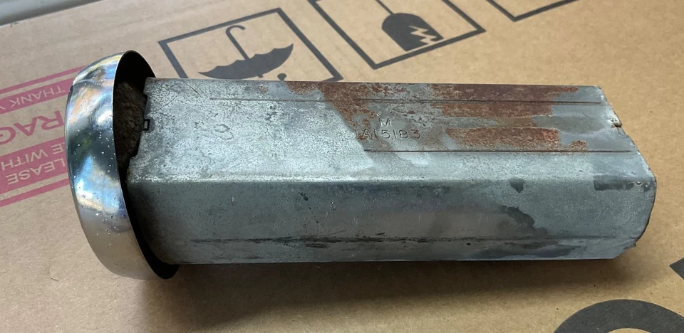 Desoto Coronado Firedome 1954 = cenicero de tablero = pieza de fabricante original Foto 4 de 4