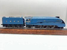 OO Hornby R3371 LNER Class A4 Pacific Steam Locomotive #4468 ‘Mallard’ - TESTED
