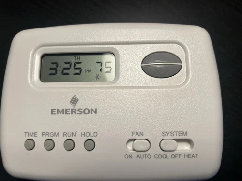 Emerson Single Stage Programmable Thermostat
