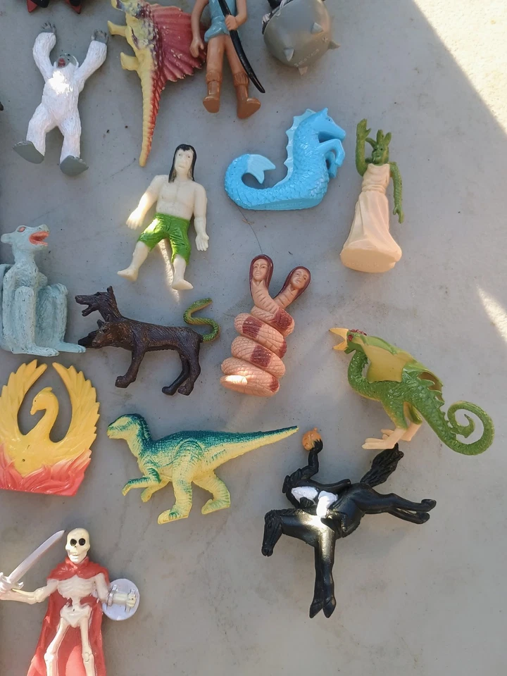 Rare Lot Of 41 Vintage 1970s K Toys Monster Movie Mini Figures - Image 3 of 4